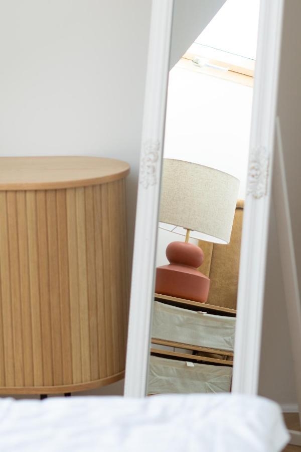 Old Town Gem Designer Apartment - Centre Location - Families - Remote Work Danzig Exterior foto